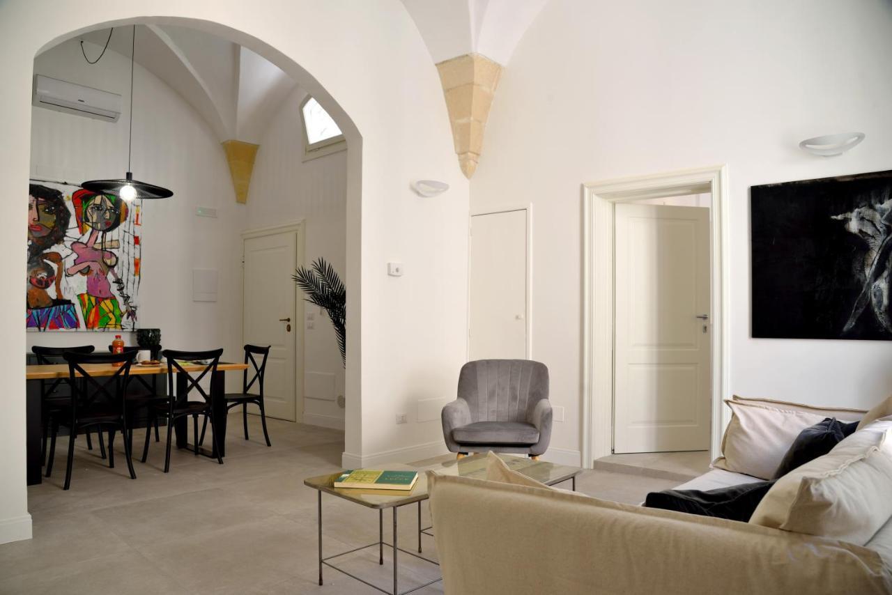 Li Frati Suite Lecce Esterno foto