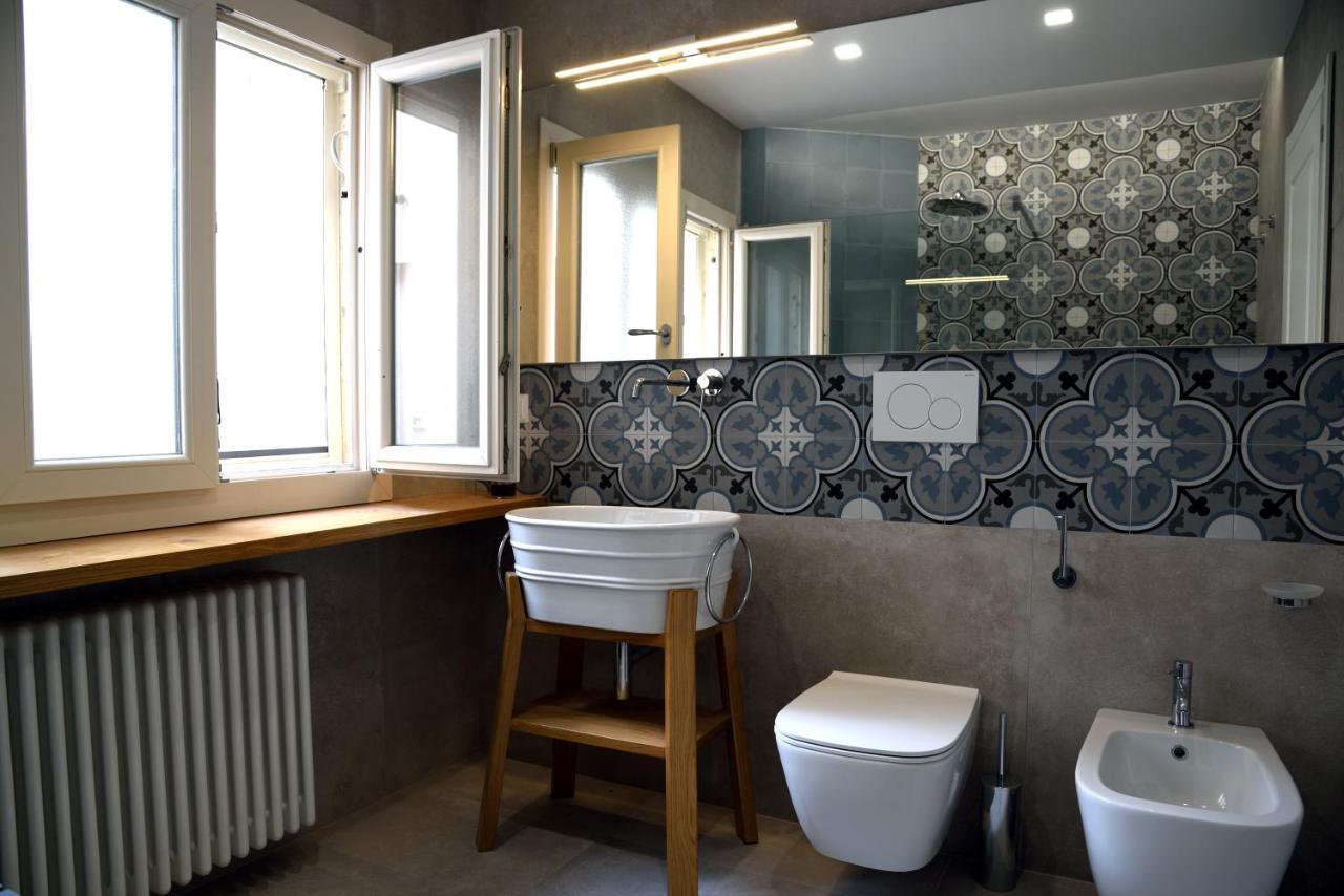 Li Frati Suite Lecce Esterno foto