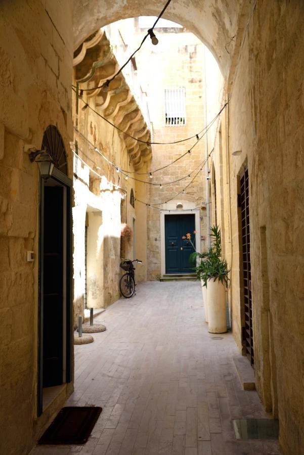 Li Frati Suite Lecce Esterno foto