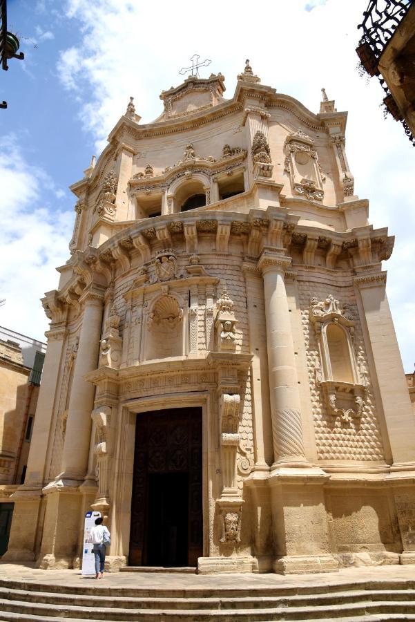 Li Frati Suite Lecce Esterno foto