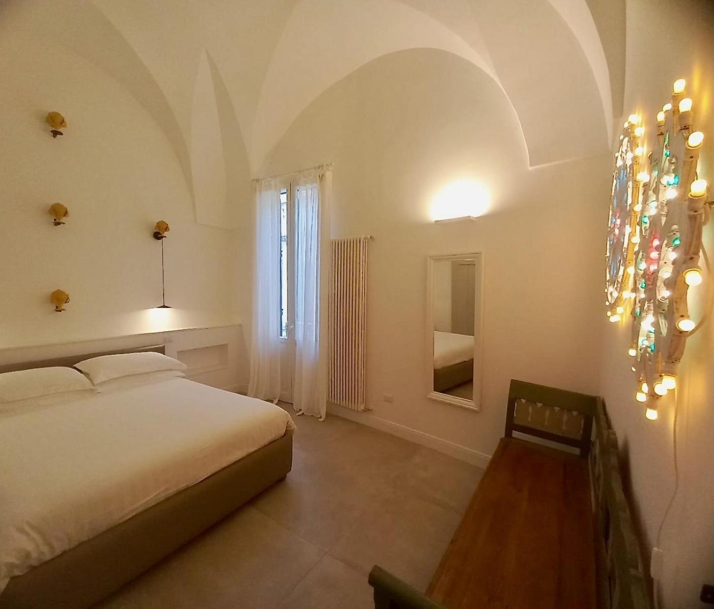 Li Frati Suite Lecce Esterno foto